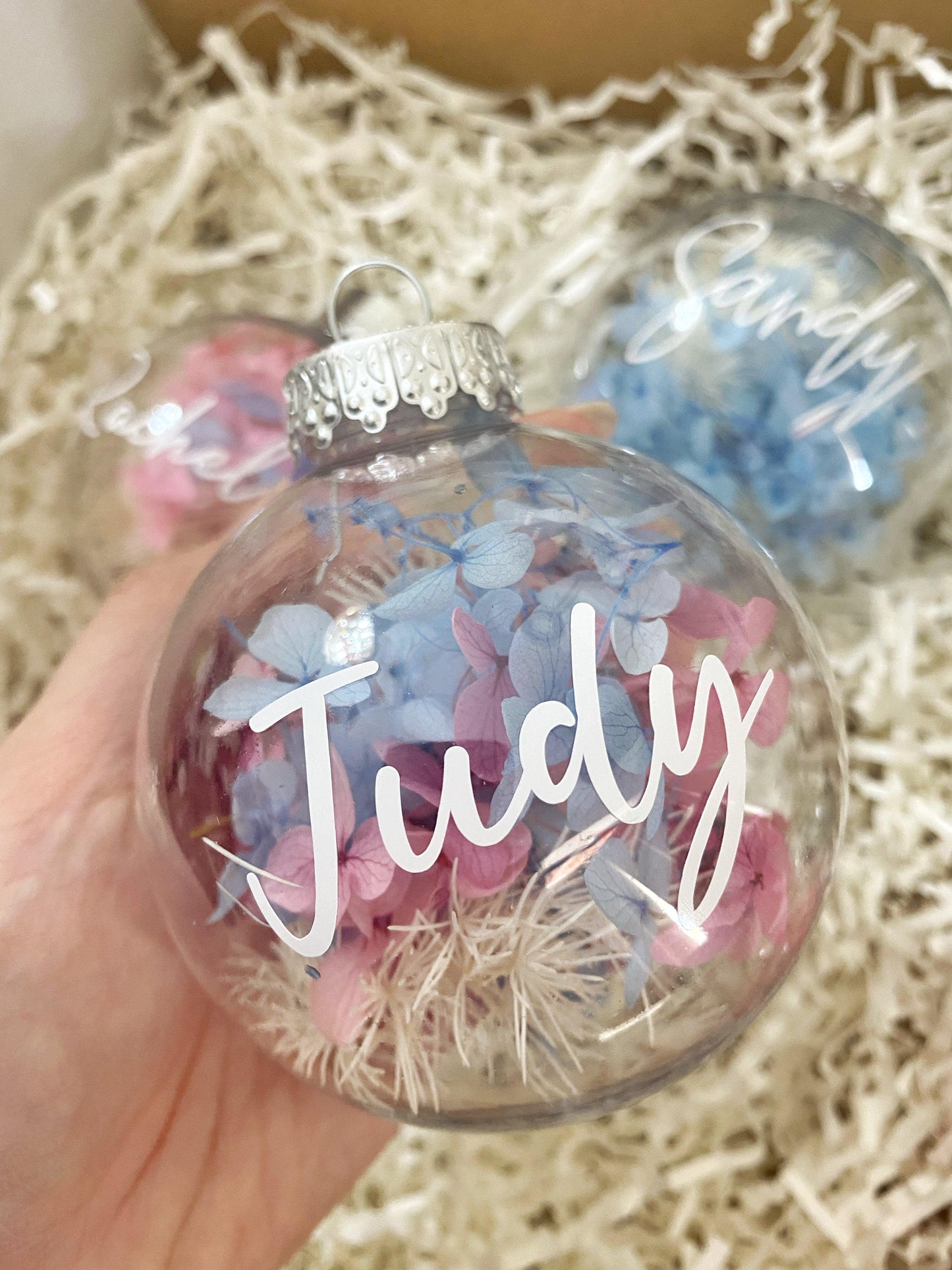 Preserved Longlasting Floral Shatterproof Bauble-Gift Giving-Thecustomisedcollective-1-Thecustomisedcollective