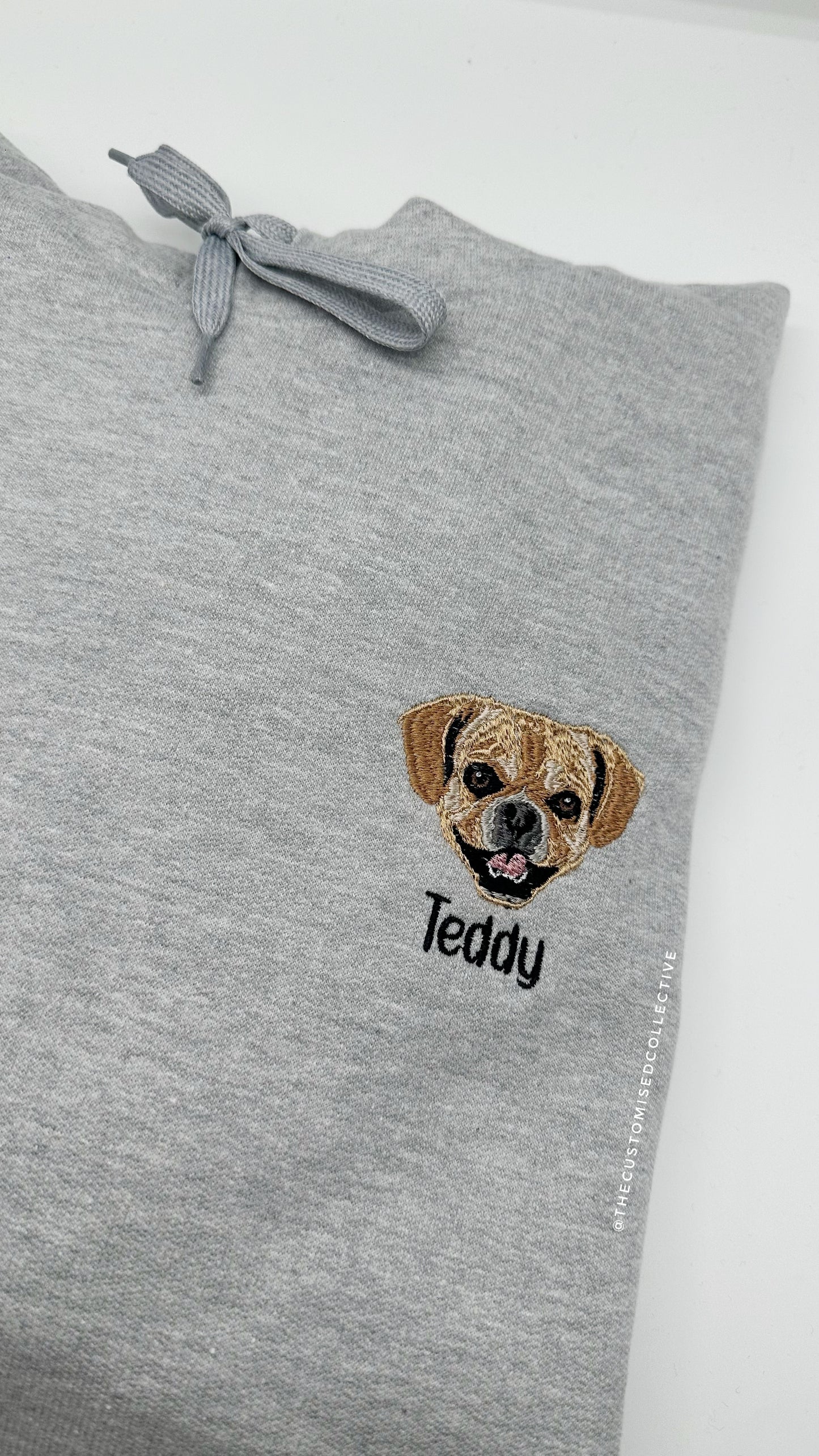 Custom Pet Portrait - Create your own Shirt / Sweater - Thecustomisedcollective